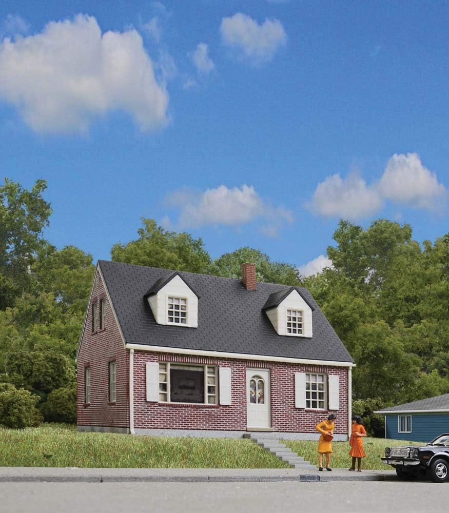 Walthers Cornerstone Brick Cape Cod House 933-3774 HO Scale Model Railroad - ...