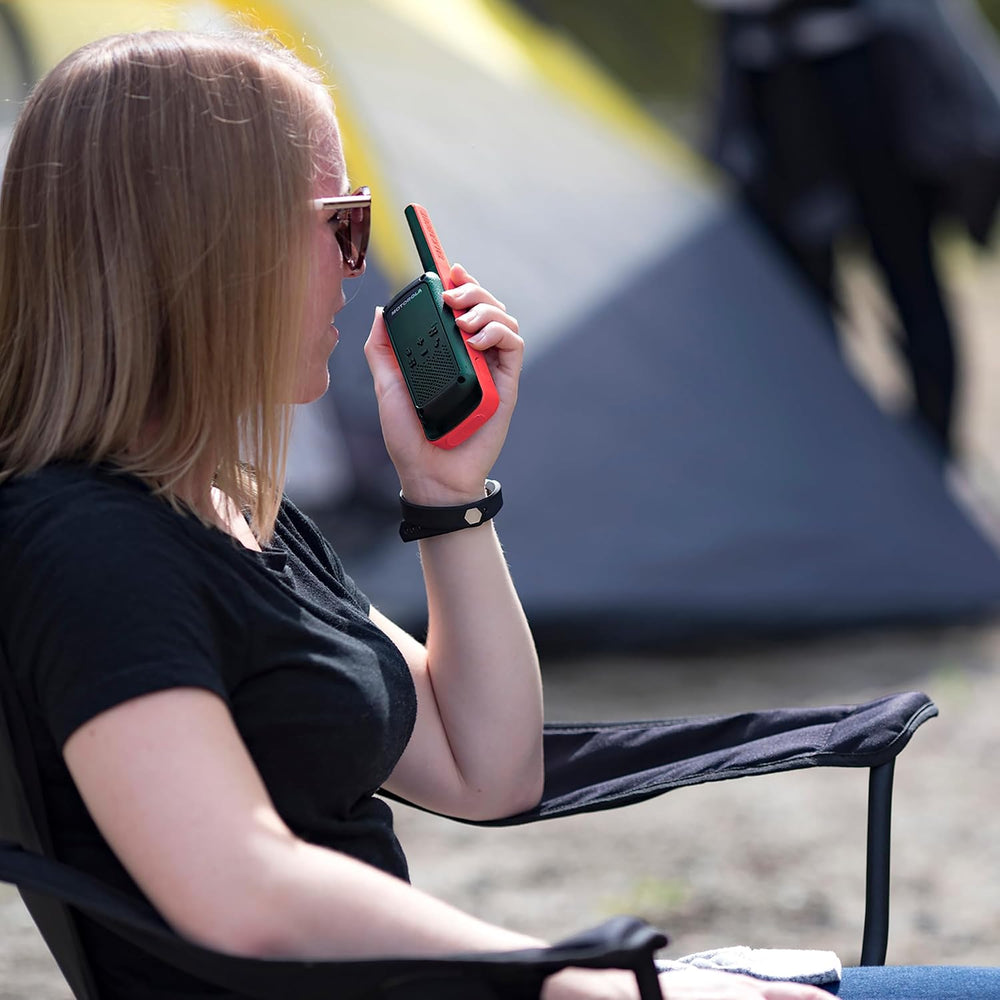 Motorola Solutions, Portable FRS, T210TP, Talkabout, Two-Way Radios, Recharge...