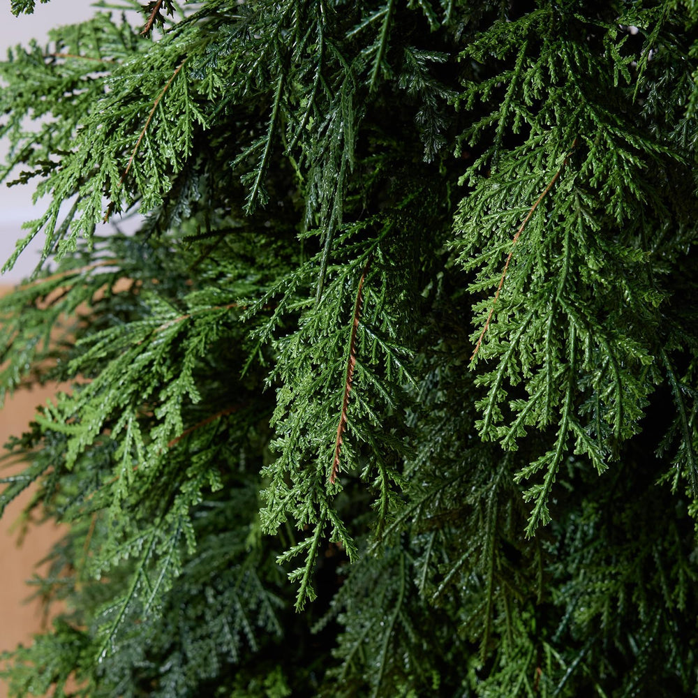 4Ft Artificial Skinny Christmas Tree, Unlit Slim Pencil Xmas Tree
