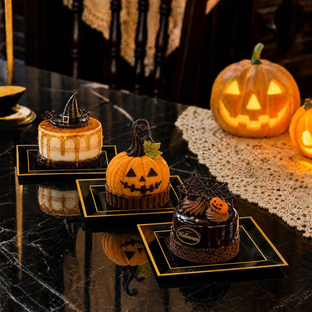 200PCS Black and Gold Plastic Dessert Plates for Halloween Parties