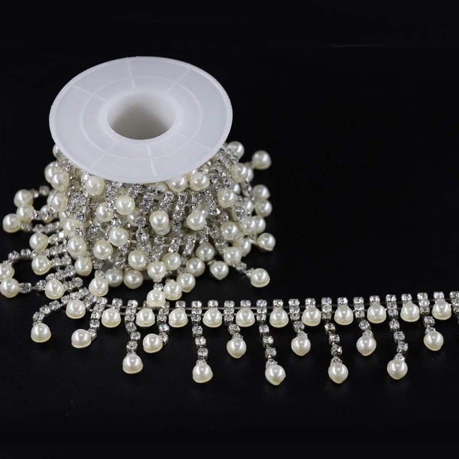 Jerler 2 Yards Crystal Rhinestone Trim Chain, Inlaid Pearl Beaded for DIY Decoration and Bridal Embellishments, Ideal for Wedding Party (Long Tassels Pearl, 2 Yards)