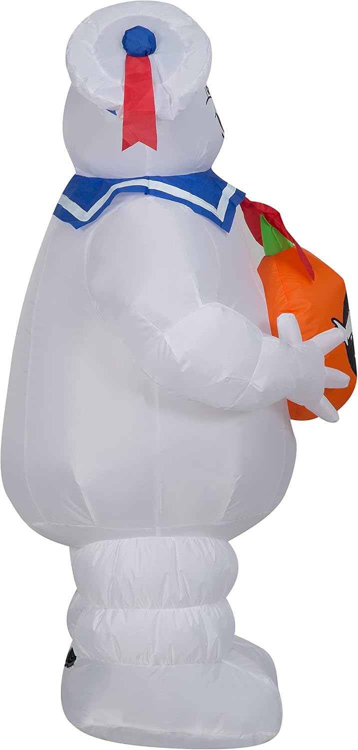 gemmy stay puft halloween inflatable, 3.5 ft tall, close-up detail