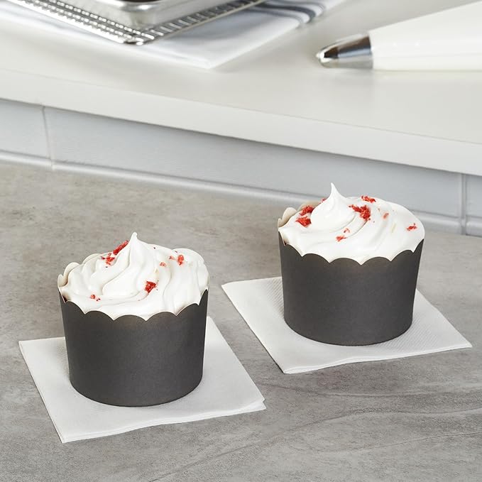 Panificio 10 Ounce Cupcake Wrappers, 200 Scalloped Baking Cups - Oven-Ready, Greaseproof, Gray Paper Cupcake Liners, Disposable, For Birthdays, Baby Showers, Or Weddings - Restaurantware (200 Pack)