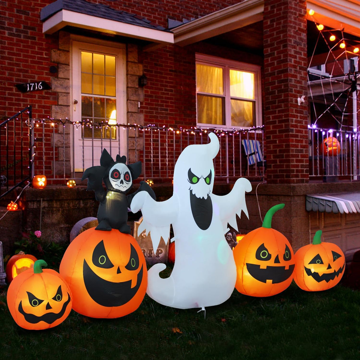hzgdejtg 8ft bat pumpkin row stand halloween inflatable shown in use
