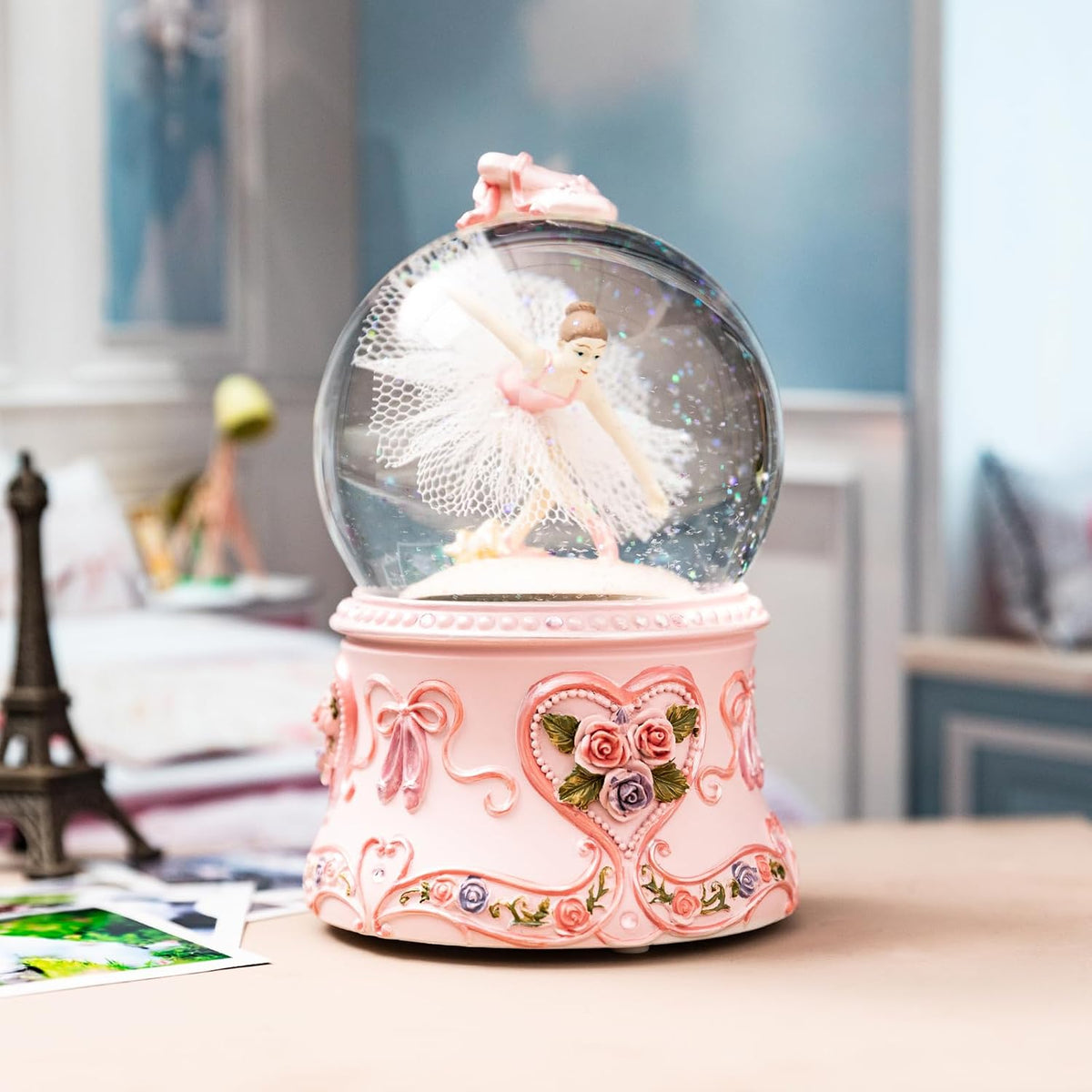Ballerina Snow Globe Music Box with LED Lights – Classic Ballet Dancer Gift, Clear Glass Globe, Perfect for Ballet Lovers, with Music The Blue Danube