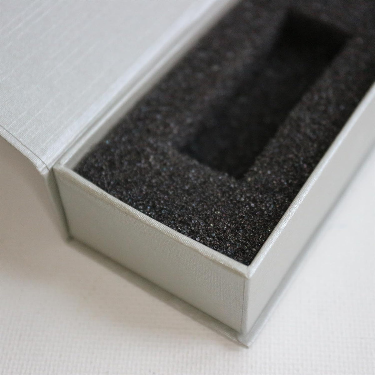 4x Silver Grey Magnetic USB Presentation Gift Boxes, Flash Drives, Wedding