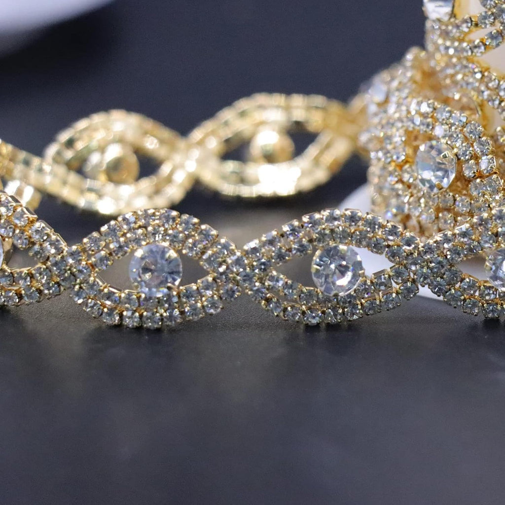 jerler 2 yards crystal 2mm rhinestone trim close shown in use