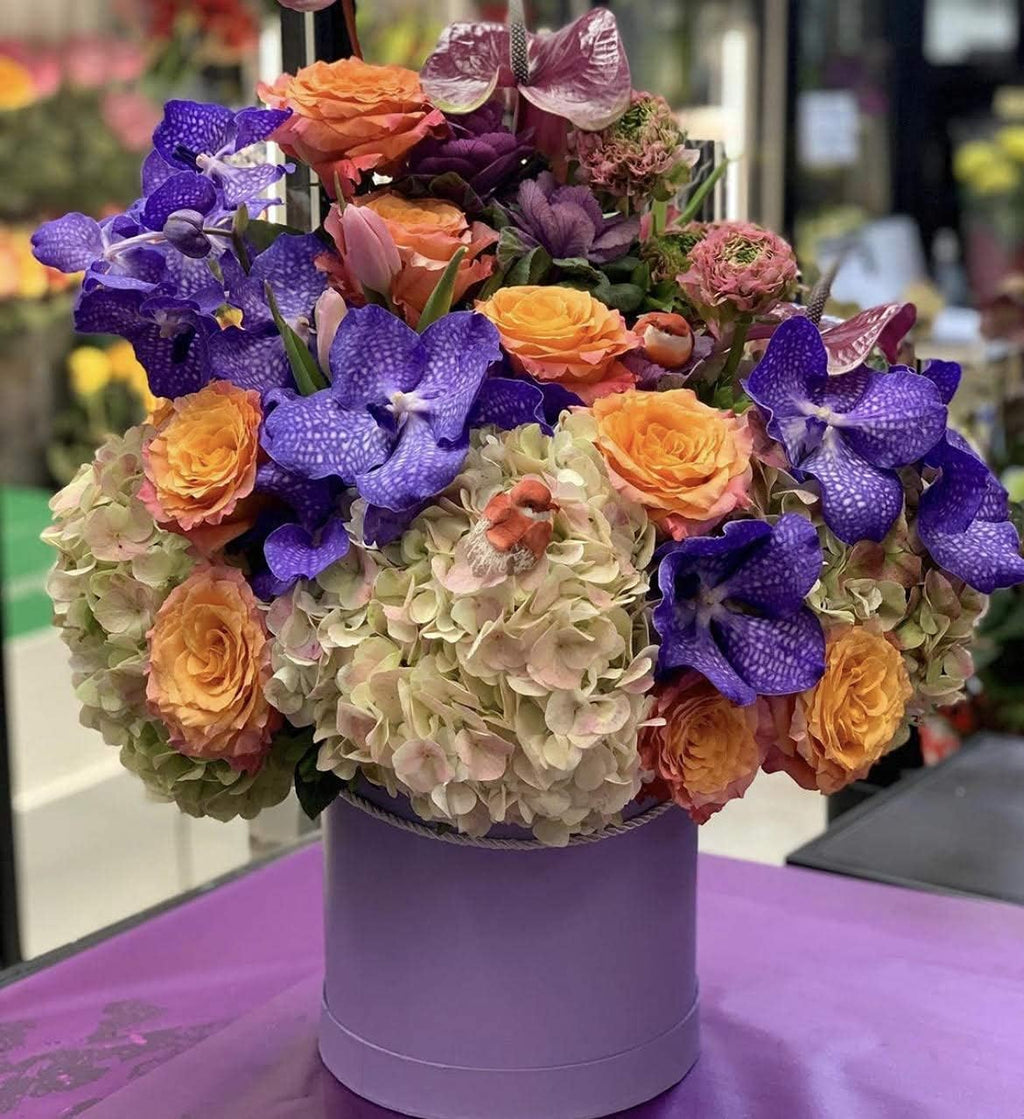 unikpackaging premium quality round flower box, gift boxes showing dimensions