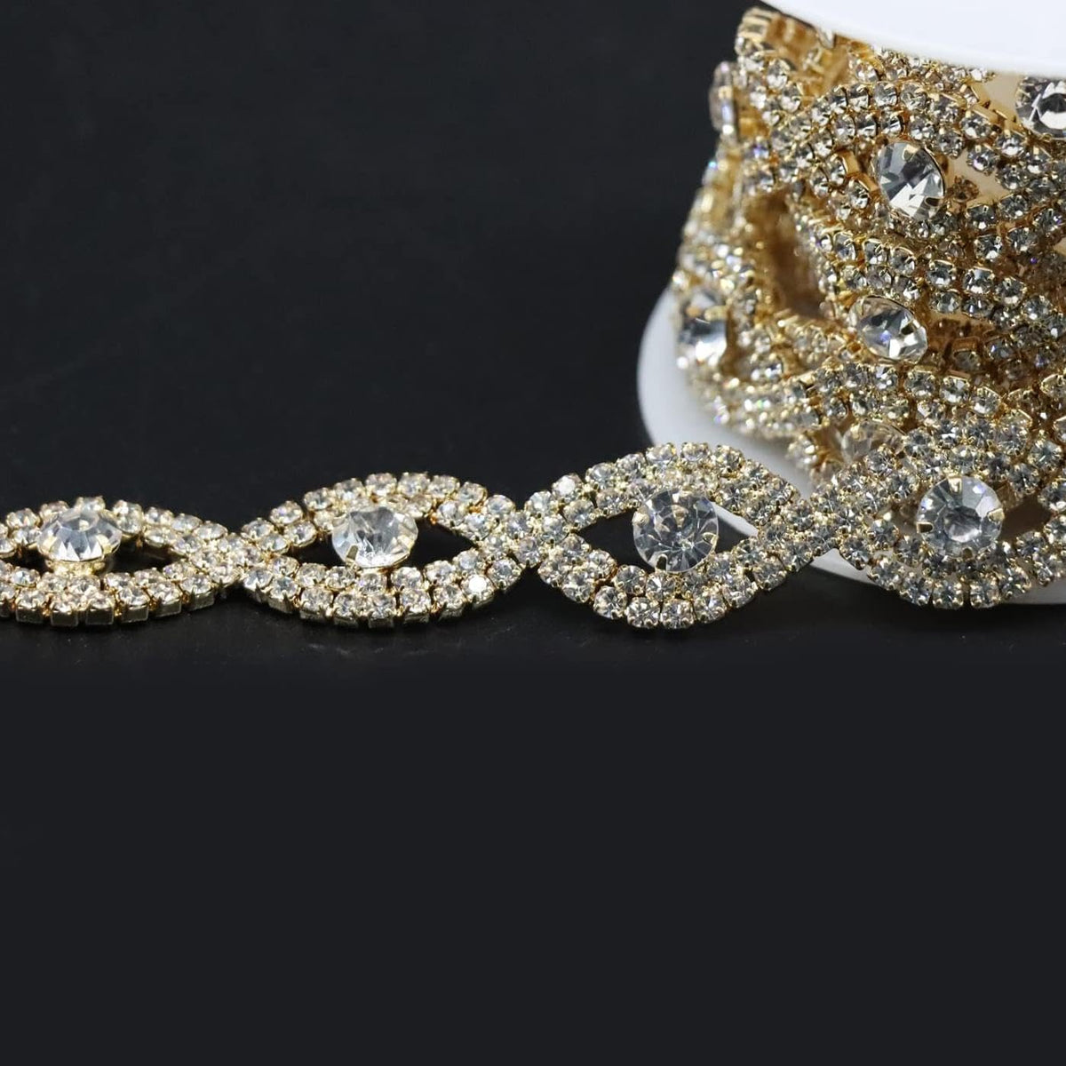 jerler 2 yards crystal 2mm rhinestone trim close, side view