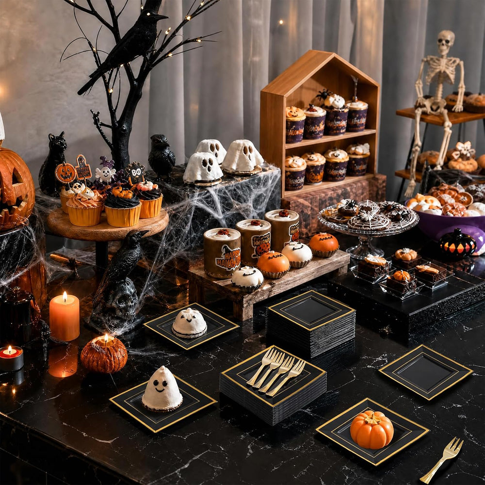 200PCS Black and Gold Plastic Dessert Plates for Halloween Parties