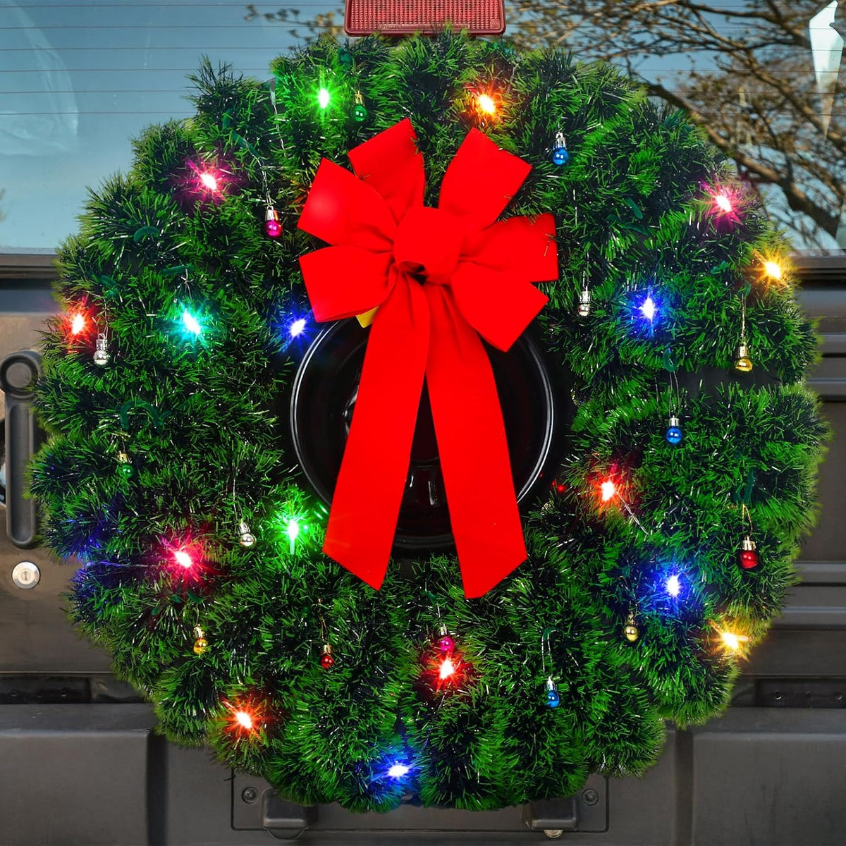 wavwavw christmas car spare tire wreath led garland on a desk or shelf
