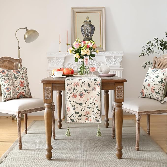 ISAENNE Designer Chinoiserie Elegant Linen Floral Table Runner 102 Inches Long,White Wrinkle Resistant Table Runners for Dining Tables,Thanksgiving,Kitchen Tables,Christmas,12"*102"-Daffy A