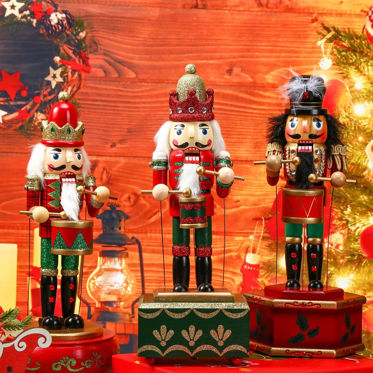 soaoo 3 pcs christmas nutcracker music box wooden, close-up detail