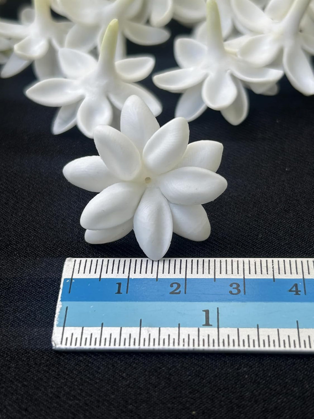 100 PCS Mini Jasmine Pikake Flower Clay Beads for Jewelry Making DIY Craft Su...