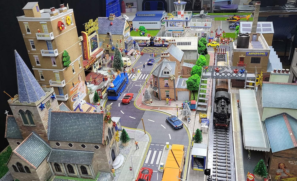 Cardboard Model Building Kit, O Scale 1:48 Railroad Layout Buildings & Ac...