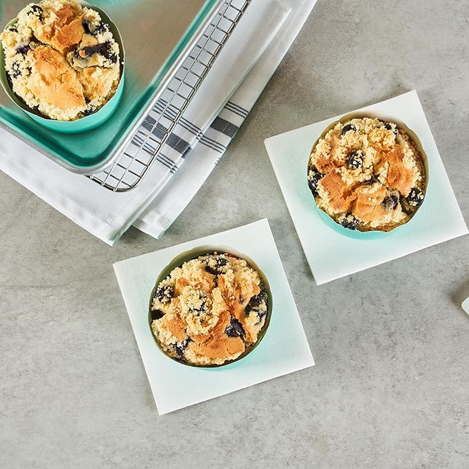 Panificio 10 Ounce Cupcake Wrappers, 200 Scalloped Baking Cups - Oven-Ready, Greaseproof, Turquoise Paper Cupcake Liners, Disposable, For Birthdays, Baby Showers, Or Weddings - Restaurantware (200 Pack)