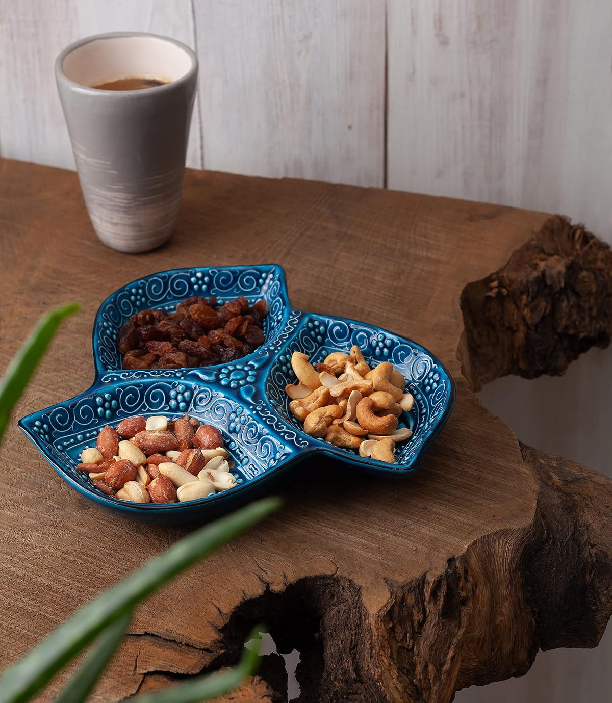 Leaf Ceramic Appetizer Plate, 3-Compartment Snack Tray, Blue Serving Tray