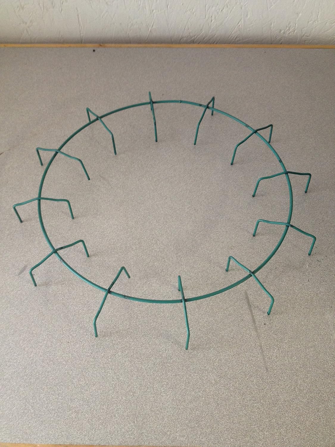 12 inch wreath form, (qty. 10) 12" wire shown in use