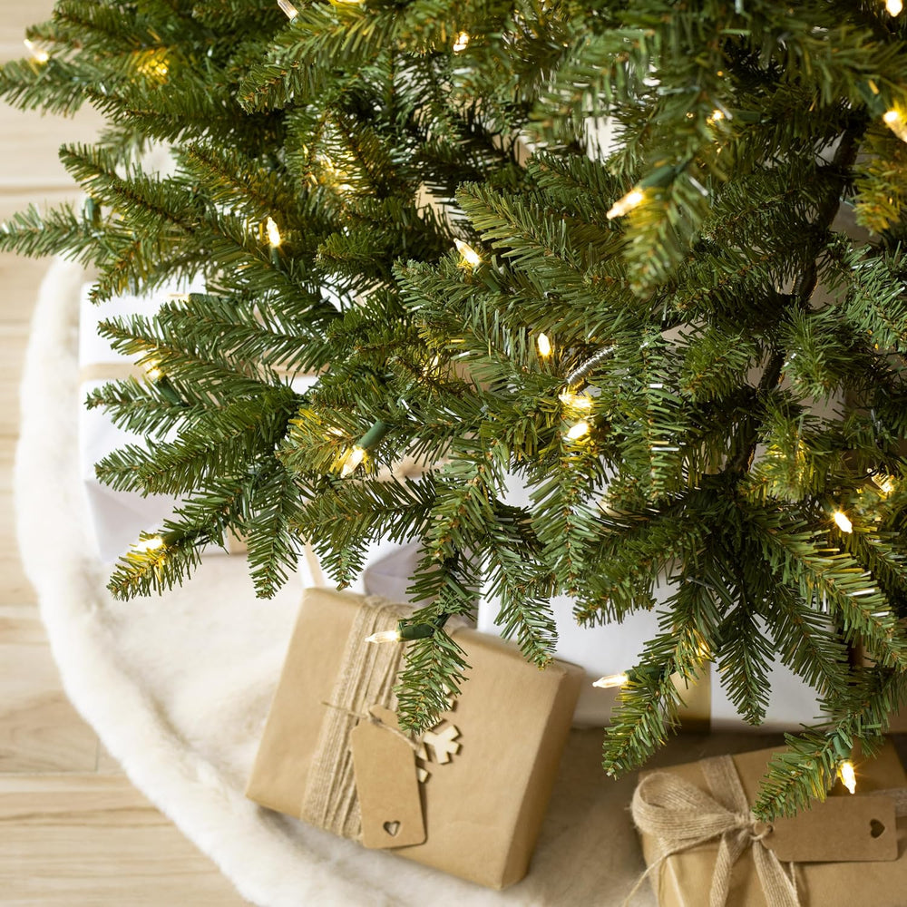 Balsam Hill Vancouver Spruce - Traditional Full Artificial Christmas Tree wit...