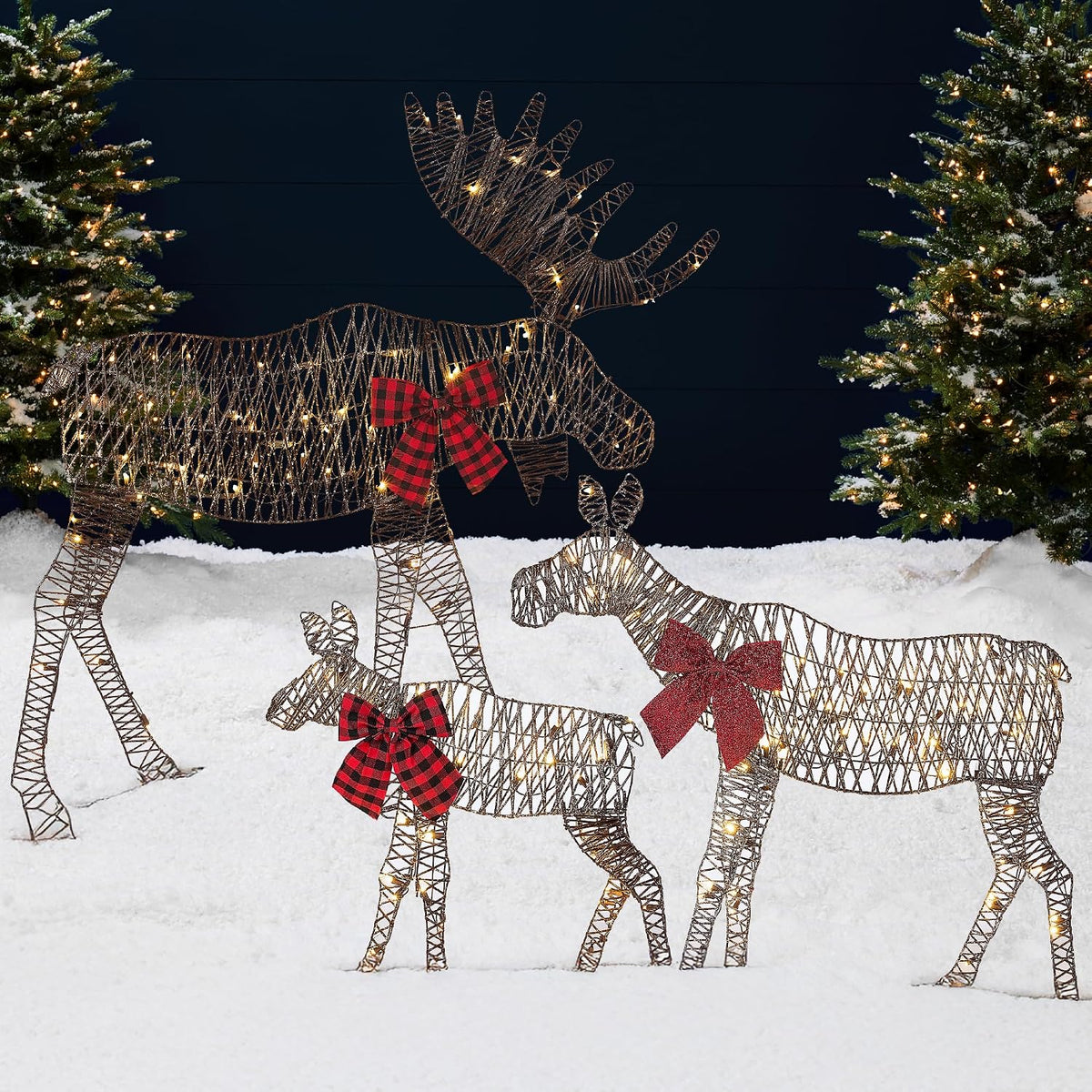 Best Choice Products 2D Moose Family Outdoor 3pc Christmas Yard Décor, 4ft Lighted Set Prelit All-Weather w/ 195 LEDs, Ground Stakes - Rattan