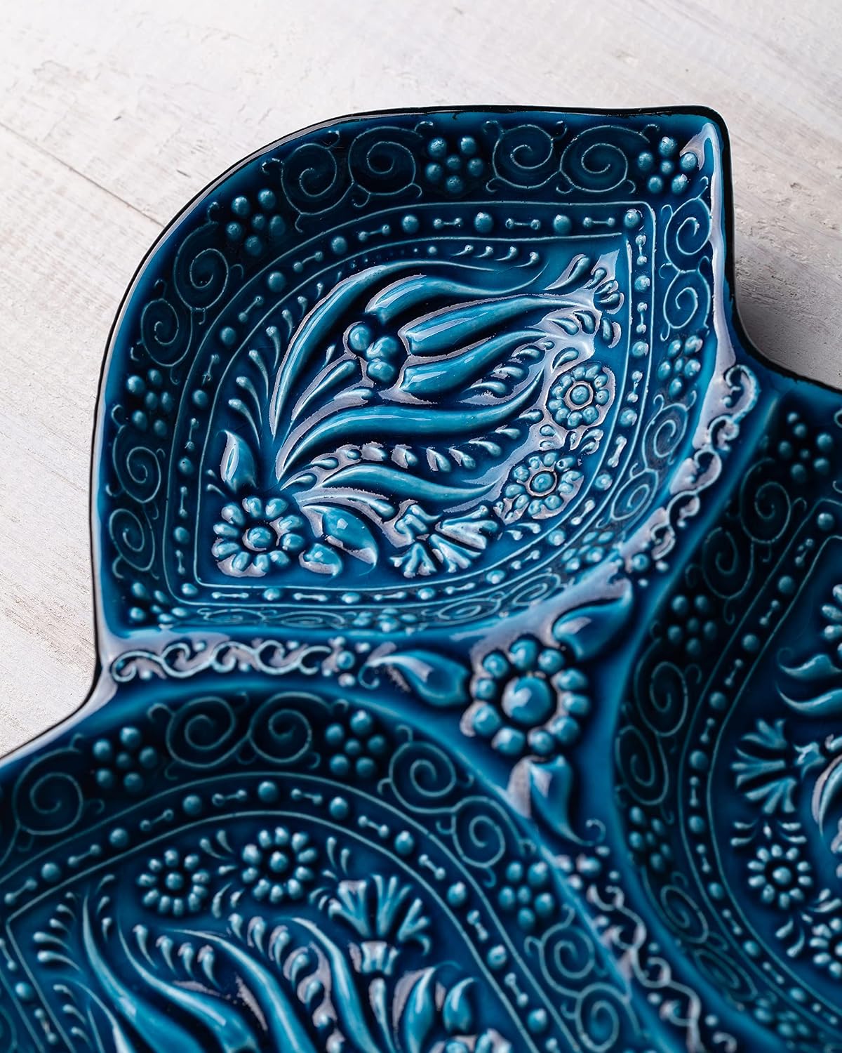 Leaf Ceramic Appetizer Plate, 3-Compartment Snack Tray, Blue Serving Tray