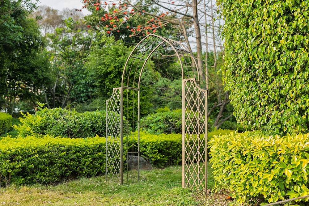 SAFAVIEH Outdoor Jaida Metal Garden Arbor, 88" Rustic Blue PAT5011A