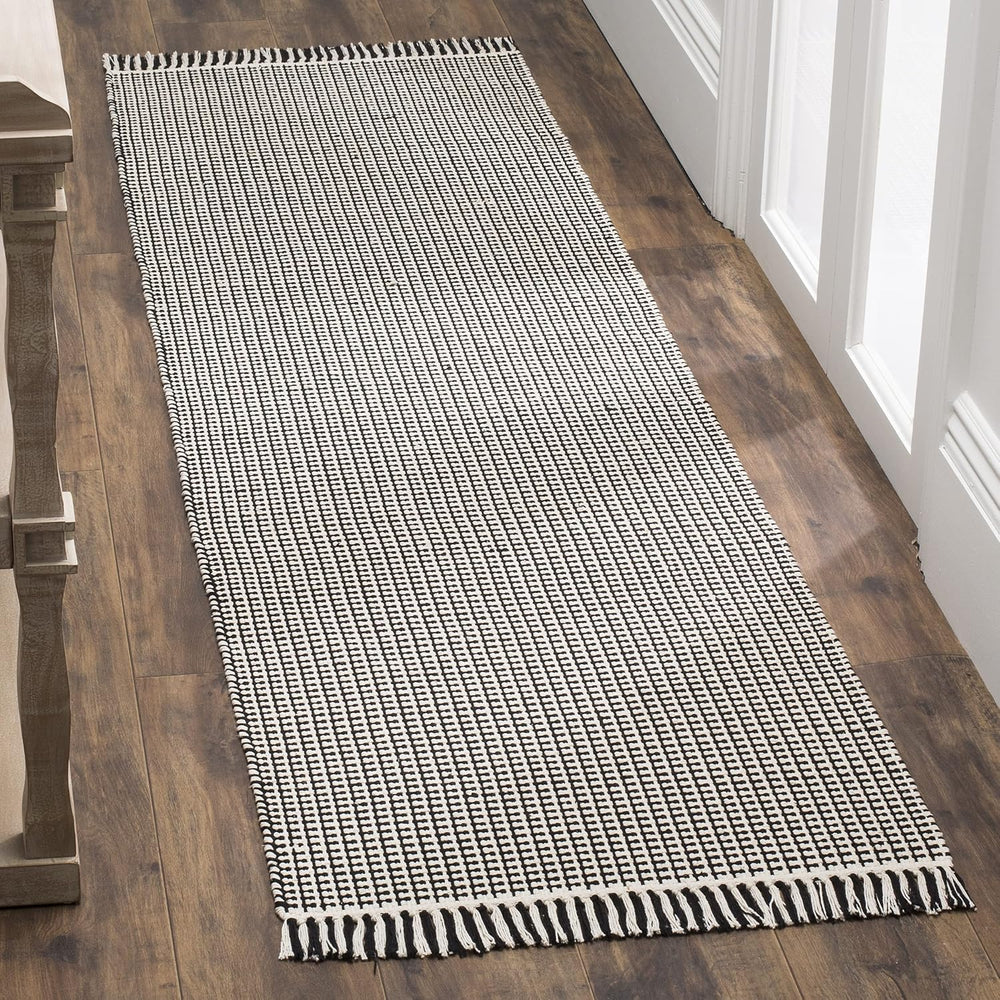 SAFAVIEH Montauk Cotton Runner Rug 2'3"x6', Farmhouse Ivory &amp...